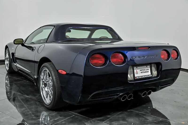 Used 2001 Chevrolet Corvette Z06 w/ Memory Pkg RWD image 7