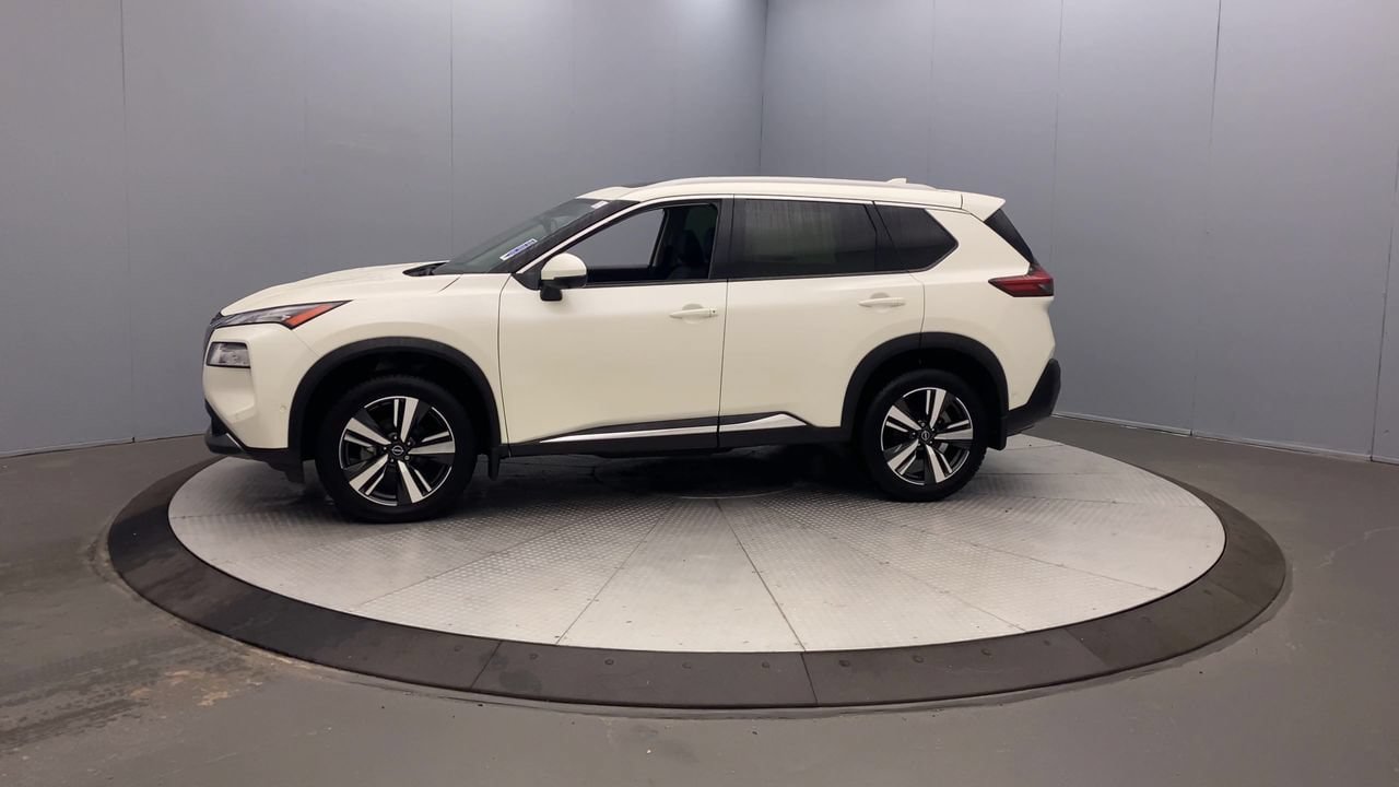 Used 2023 Nissan Rogue SL AWD/4WD image 9