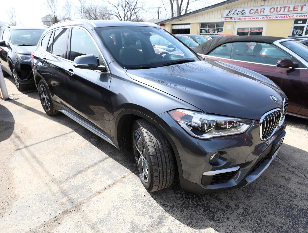 Used 2018 BMW X1 xDrive28i w/ Premium Package AWD/4WD image 4