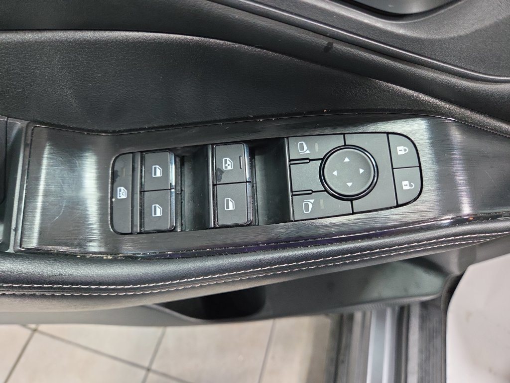 Used 2026 Nissan Rogue SV AWD/4WD image 30