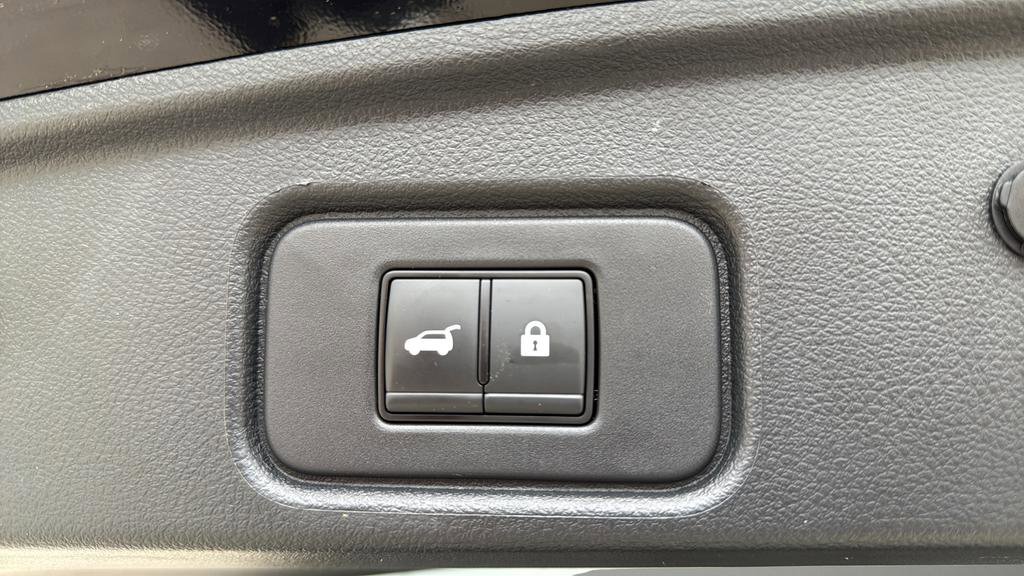 Certified 2023 Nissan Pathfinder SL AWD/4WD image 17