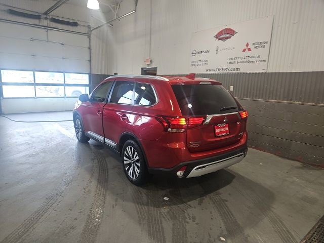 Used 2019 Mitsubishi Outlander AWD image 5