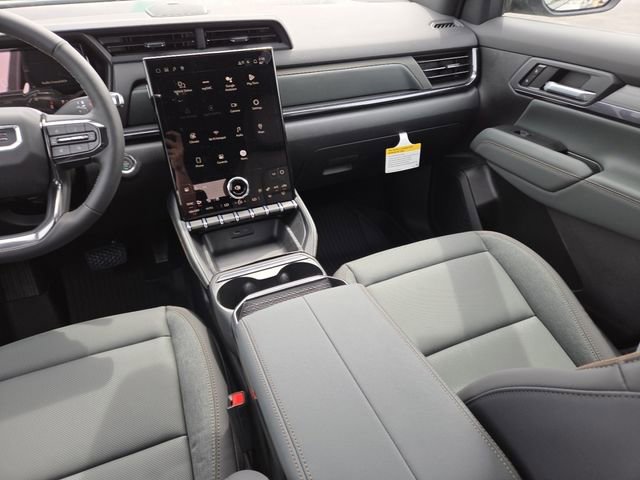 New 2026 GMC Terrain AT4 AWD/4WD image 34