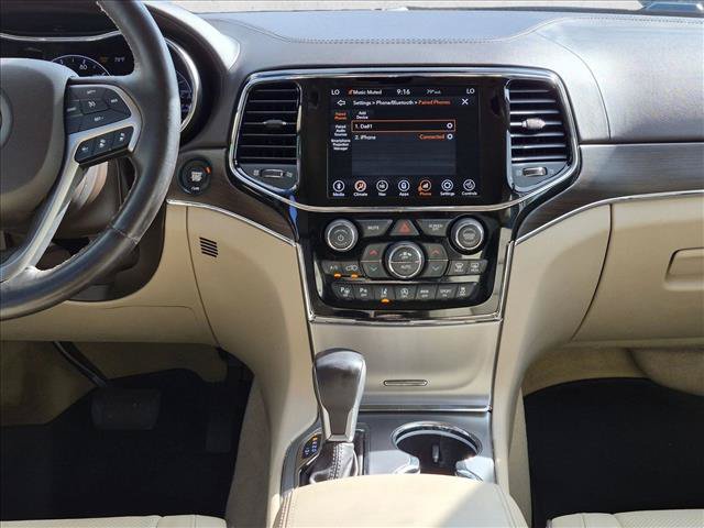 Used 2020 Jeep Grand Cherokee Overland AWD/4WD image 13