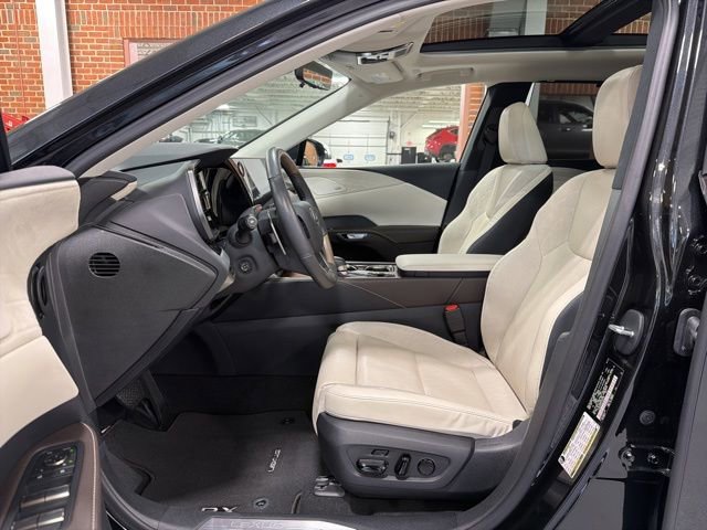Used 2023 Lexus RX 350 AWD w/ Accessory Package (Z1) image 12