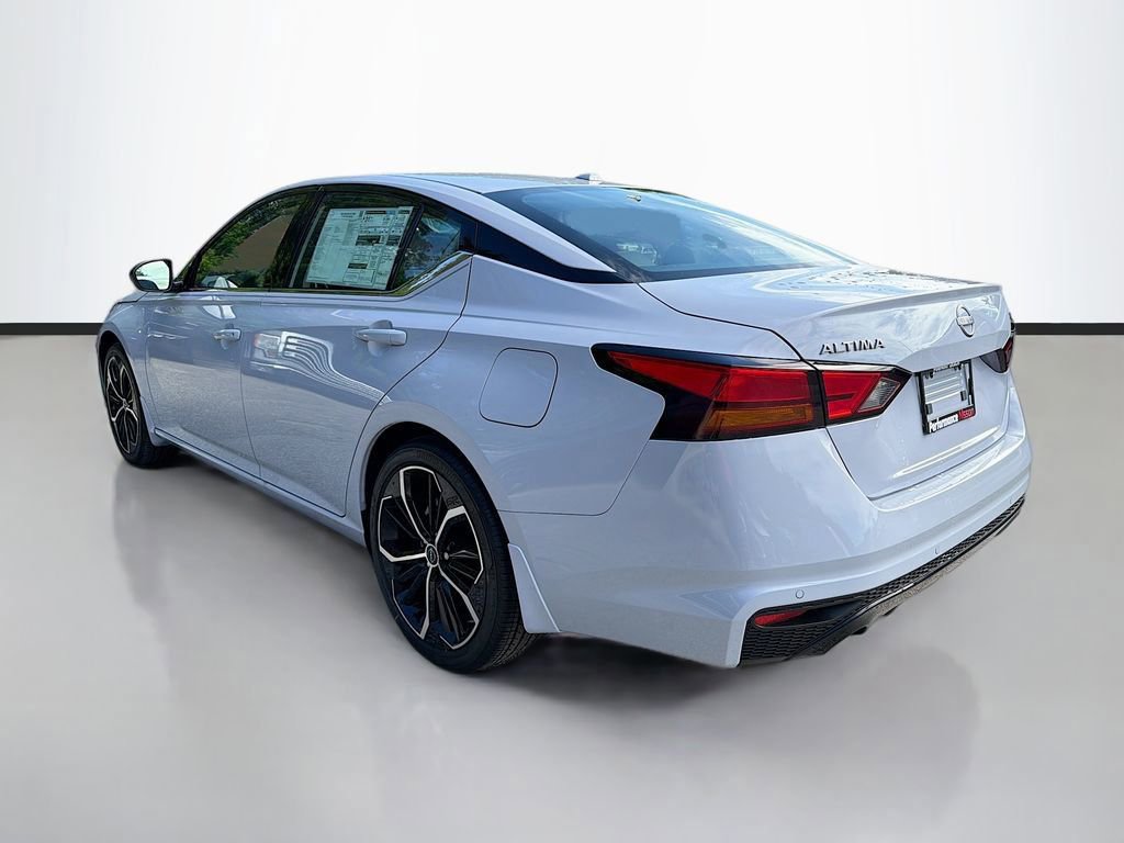 New 2025 Nissan Altima 2.5 SR w/ SR Premium Package image 6