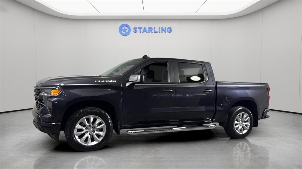 Certified 2023 Chevrolet Silverado 1500 Custom image 2