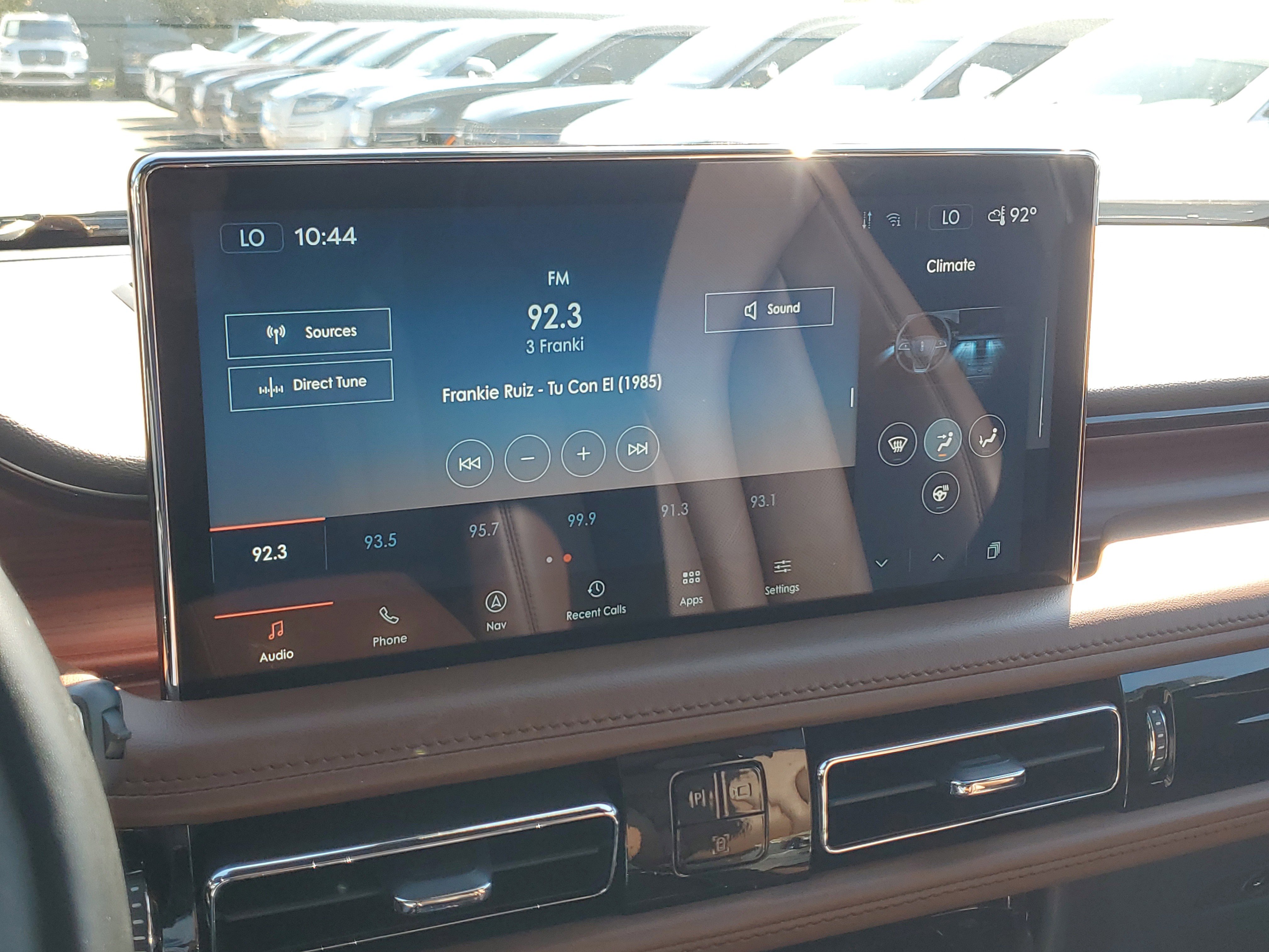 Certified 2023 Lincoln Nautilus Reserve image 23