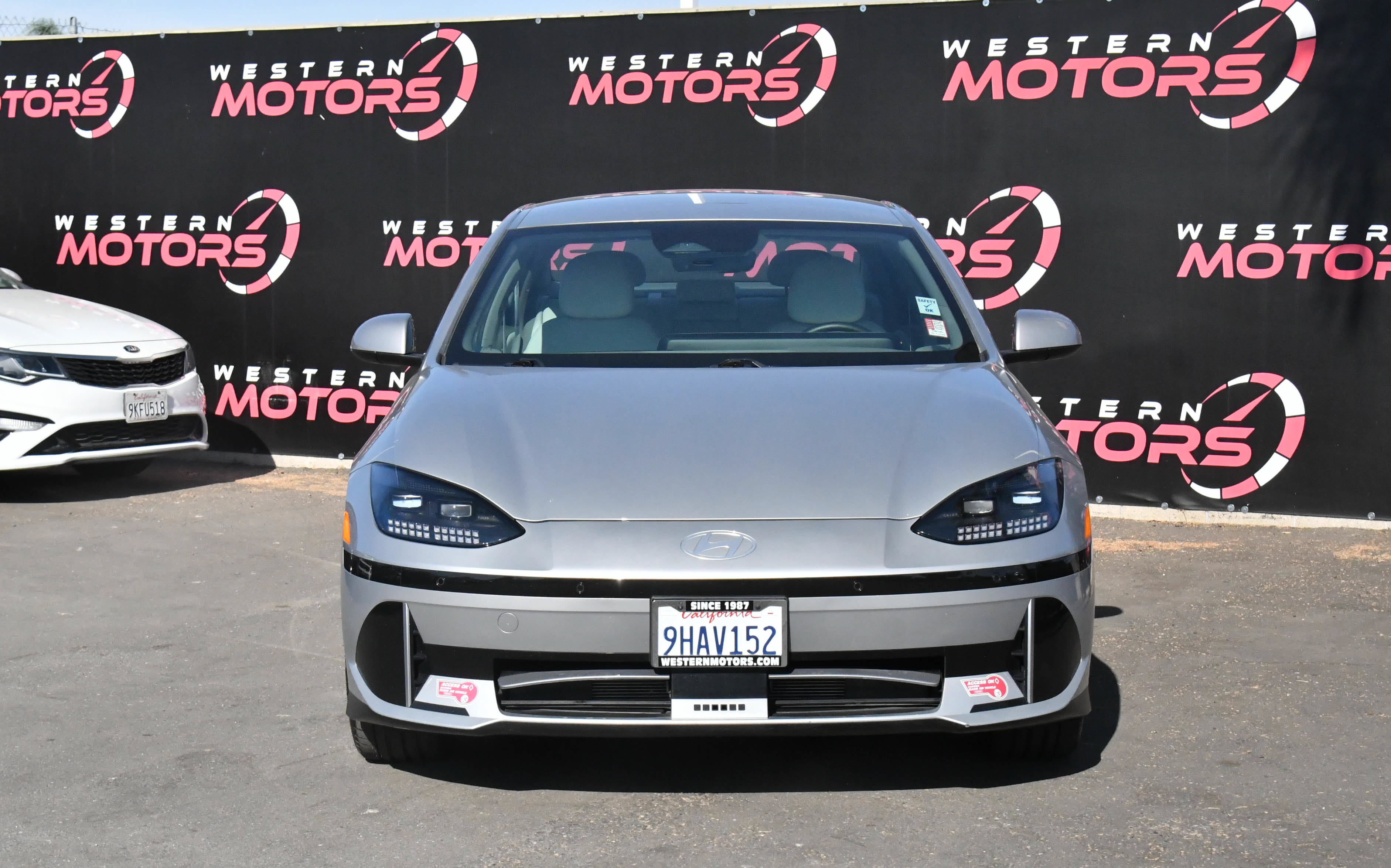 Used 2023 Hyundai Ioniq 6 SEL RWD image 2