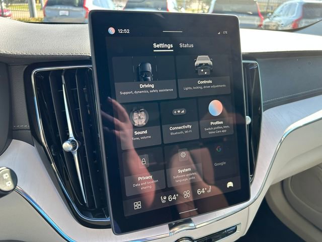 New 2026 Volvo XC60 B5 Ultra w/ Climate Package image 28