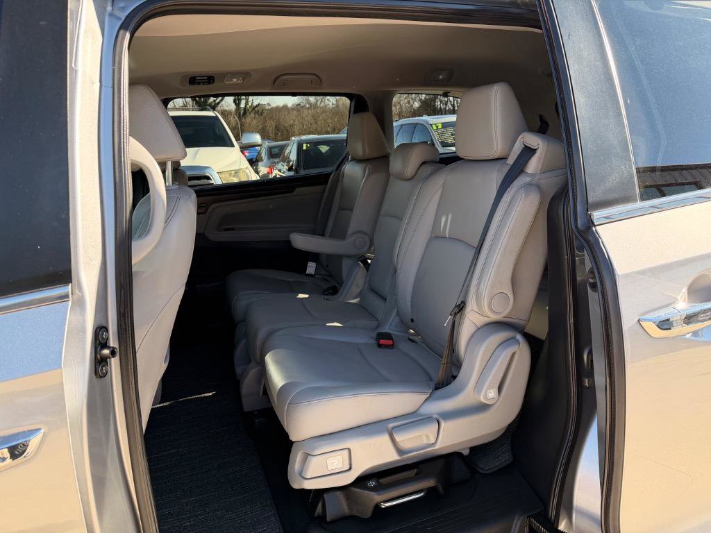 Used 2024 Honda Odyssey EX-L image 16