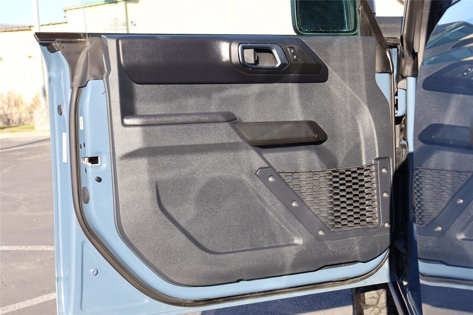 Used 2025 Ford Bronco Badlands image 12