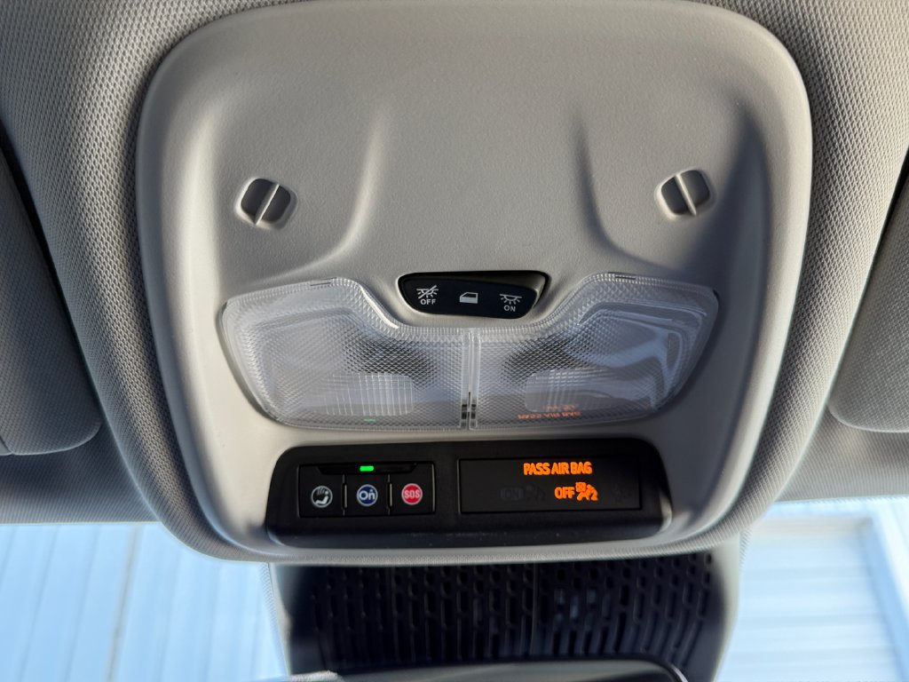 New 2027 Chevrolet Bolt LT w/ Comfort Package FWD image 19