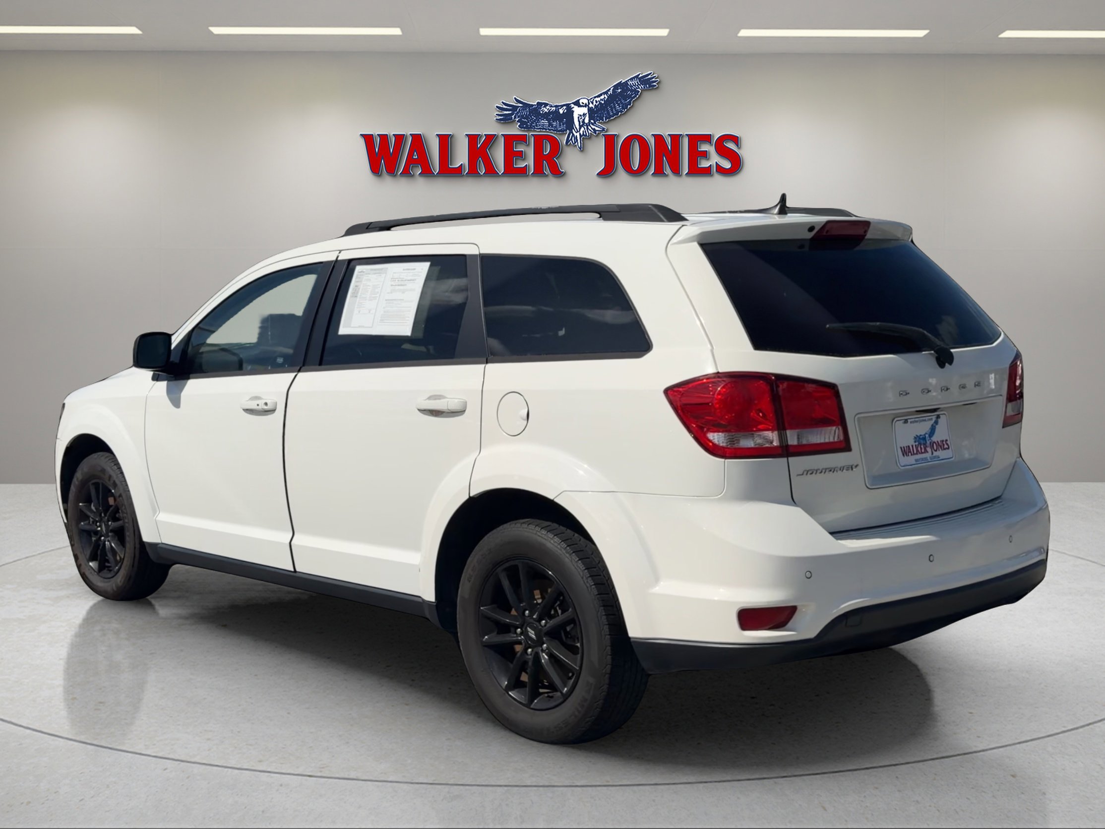 Used 2019 Dodge Journey SE FWD image 8