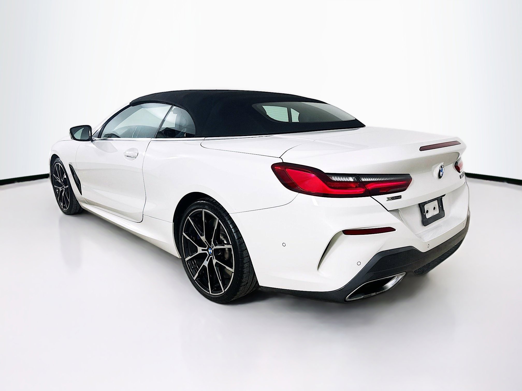Used 2019 BMW M850i xDrive Convertible image 7