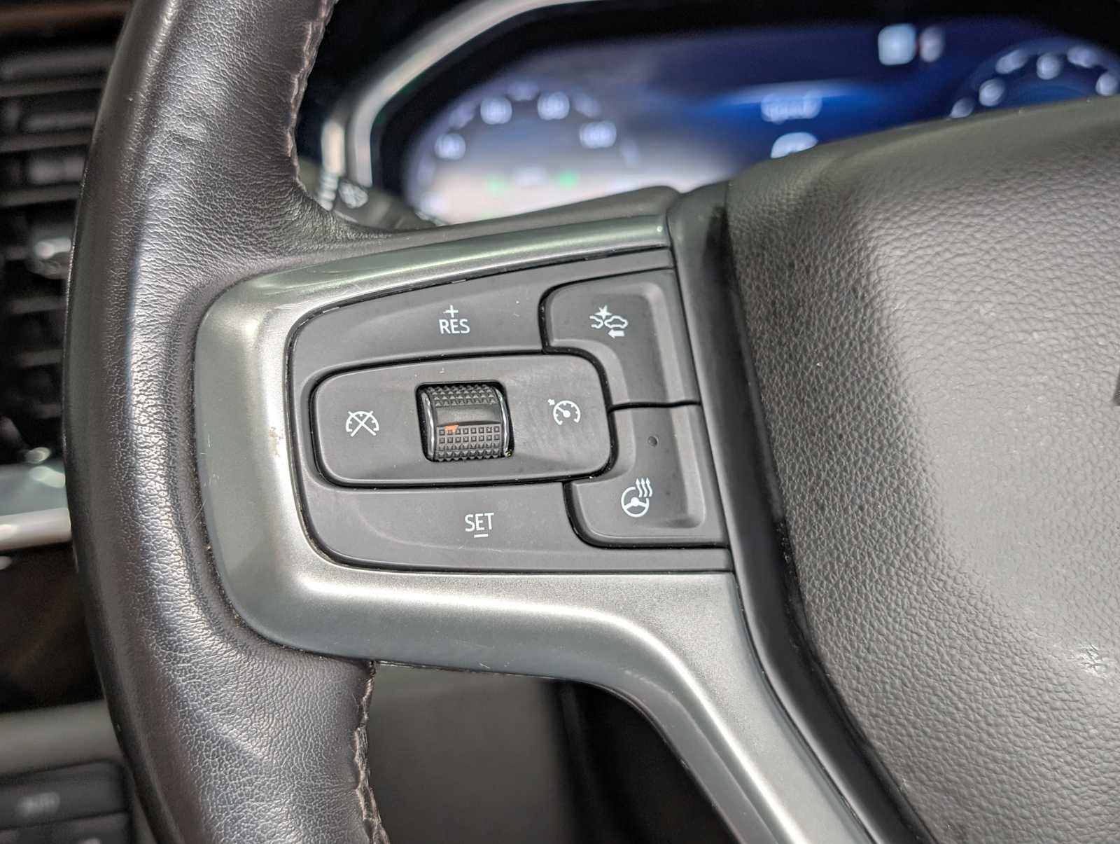 Certified 2022 Chevrolet Silverado 1500 LT AWD/4WD image 32