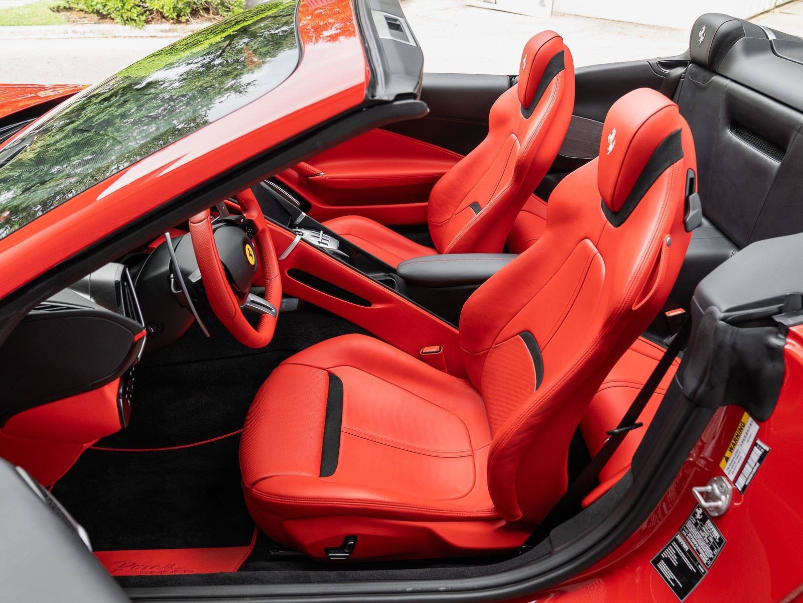 Used 2024 Ferrari Roma Spider RWD image 17