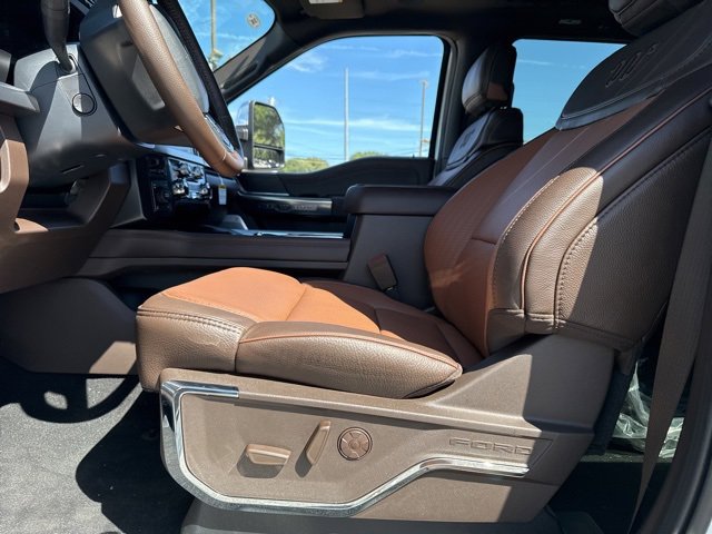 New 2026 Ford F350 King Ranch w/ Chrome Package image 28