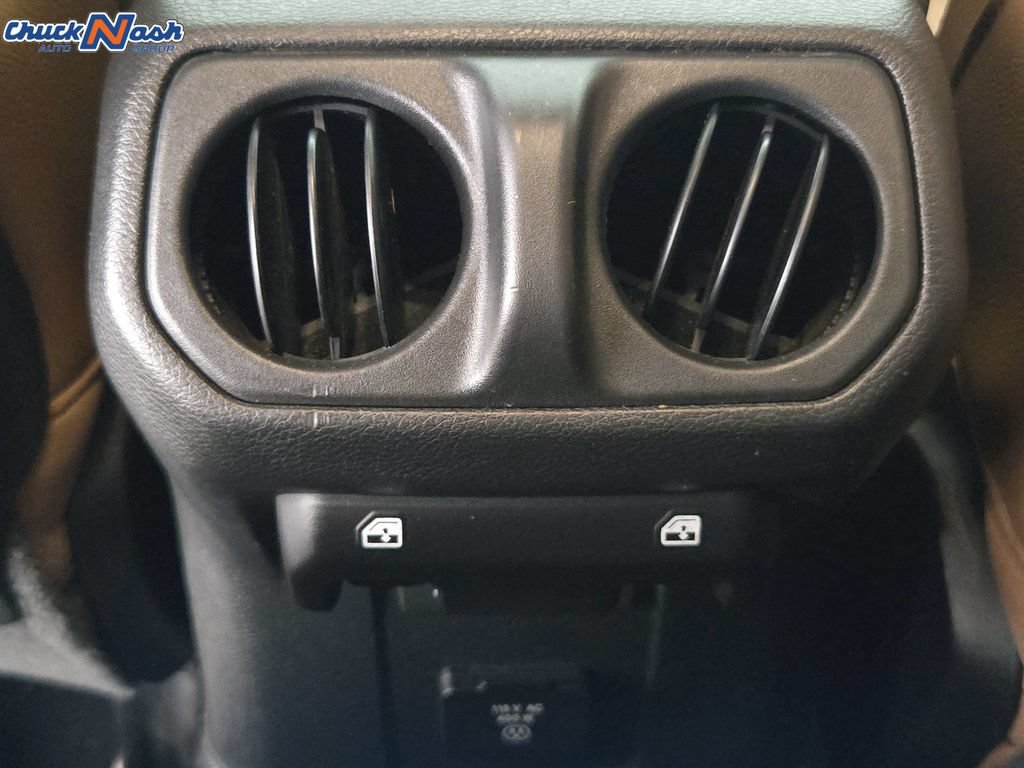 Used 2023 Jeep Gladiator Rubicon w/ LED Lighting Group AWD/4WD image 12