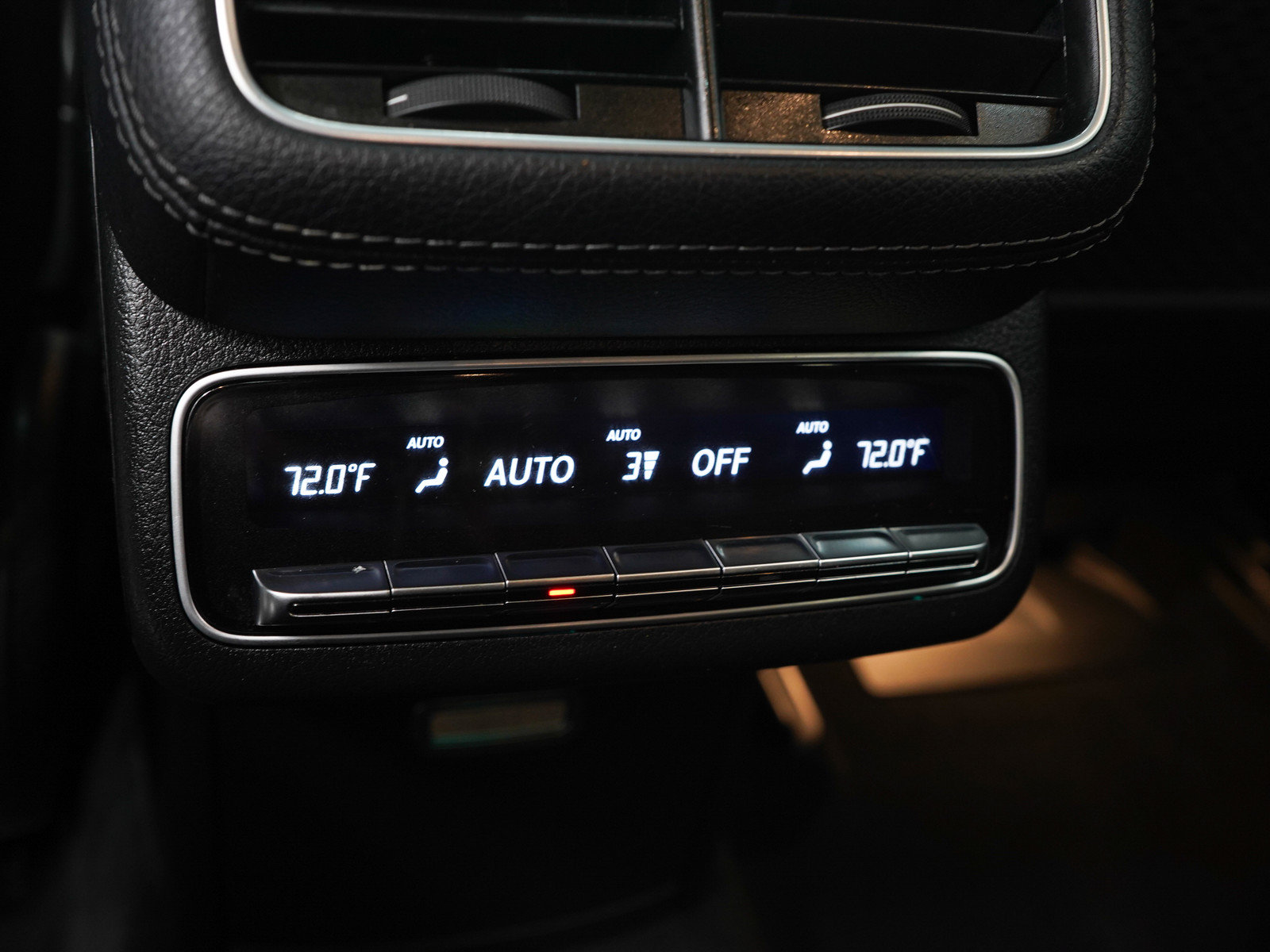 Used 2022 Mercedes-Benz GLS 450 4MATIC image 17