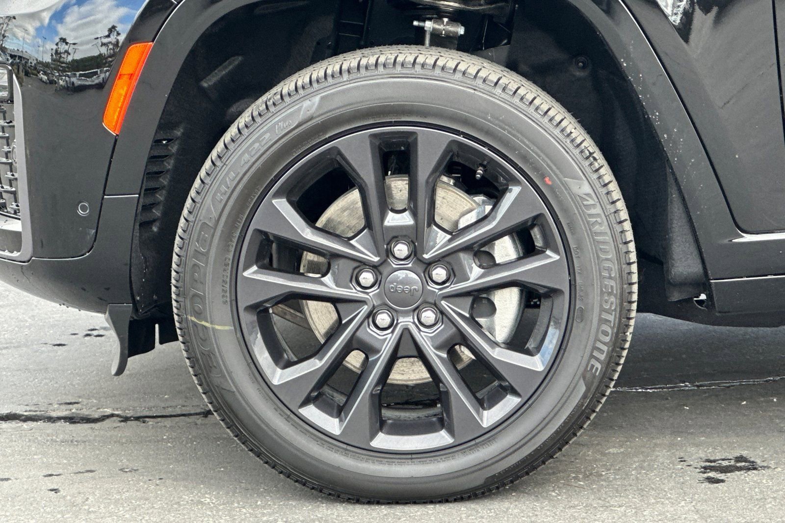 New 2026 Jeep Grand Cherokee L Limited AWD/4WD image 26