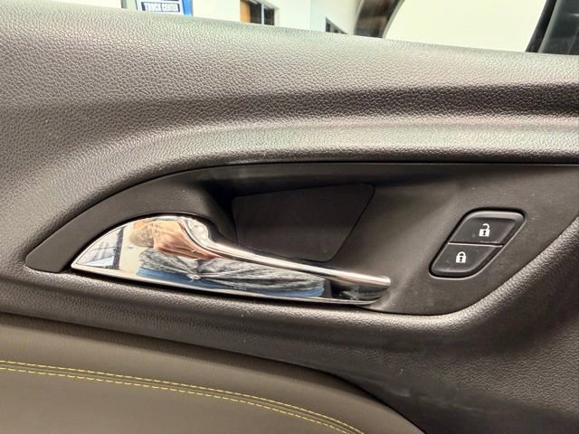 Used 2025 Chevrolet Trax ACTIV w/ Driver Confidence Package FWD image 22