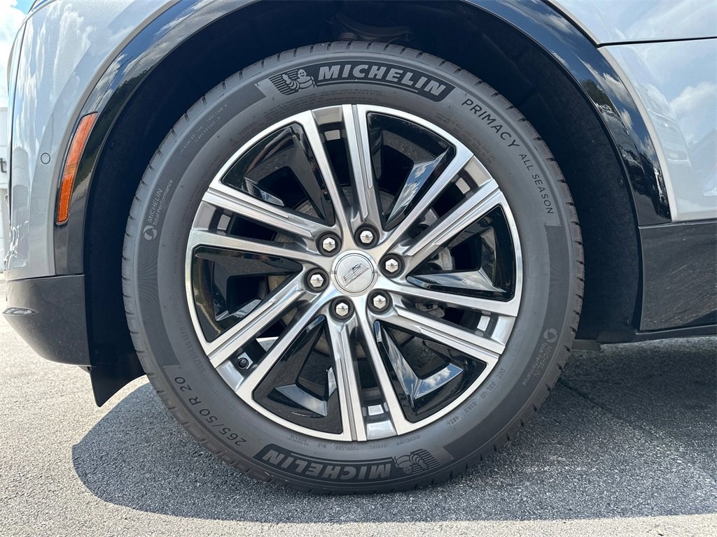 New 2025 Cadillac Lyriq Luxury image 11