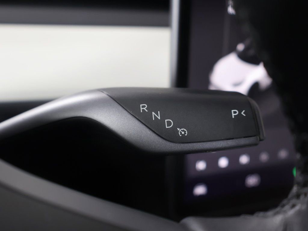 Used 2023 Tesla Model 3 Performance image 40