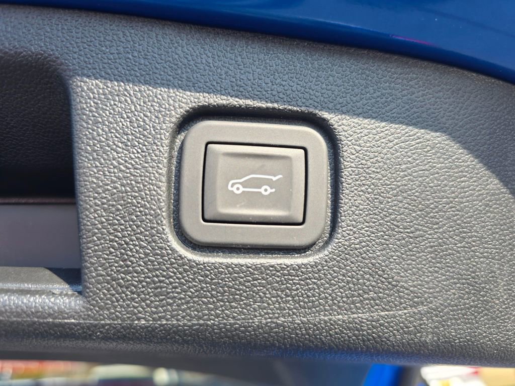 New 2025 Chevrolet Blazer EV LT w/ Super Cruise Package image 8