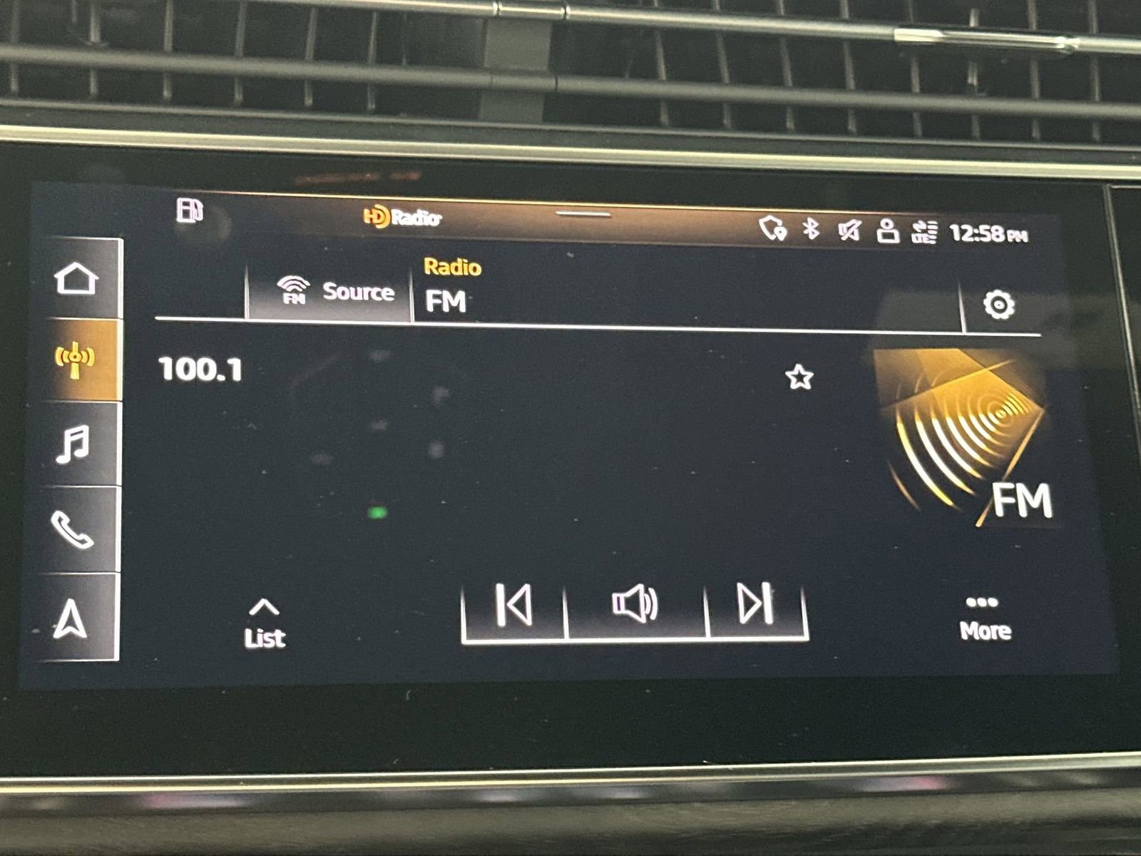 Used 2021 Audi Q8 Prestige image 16