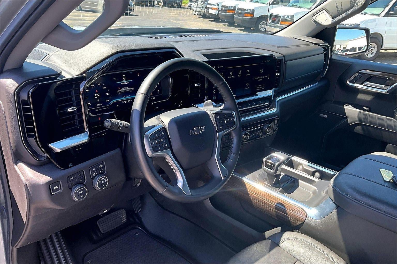 Used 2024 Chevrolet Silverado 1500 RST w/ RST All Star Premium Package AWD/4WD image 14