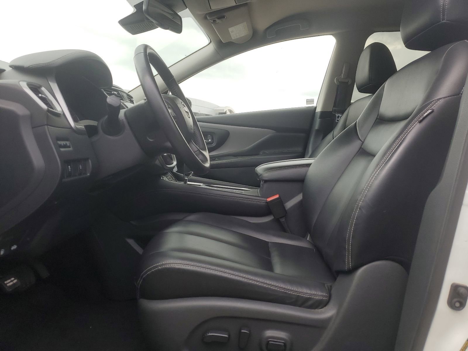 Used 2023 Nissan Murano SV image 8