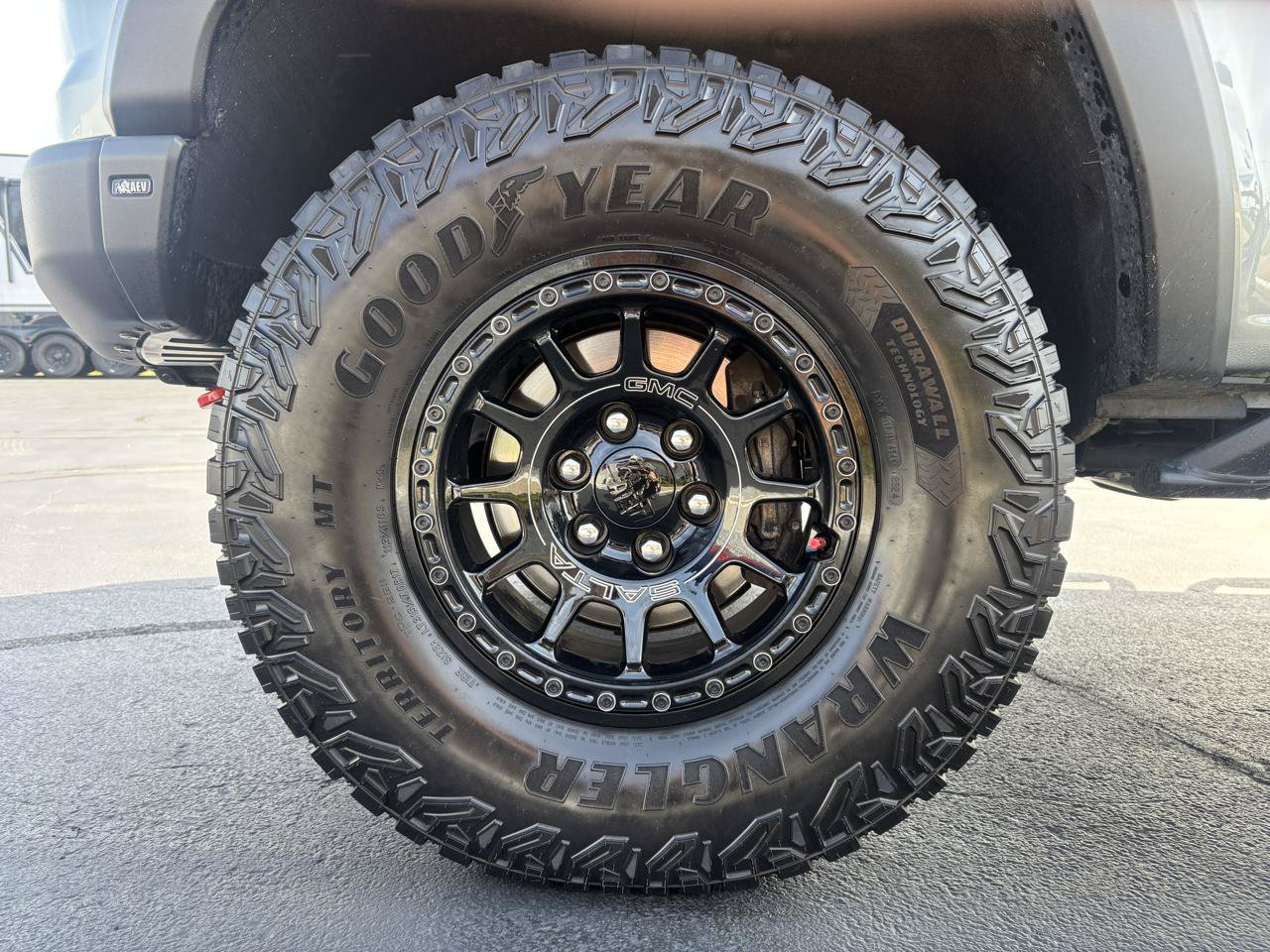 Used 2024 GMC Canyon AT4X w/ AT4X AEV Edition AWD/4WD image 34