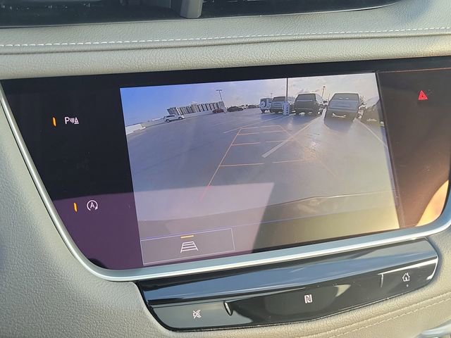 Used 2021 Cadillac XT5 Premium Luxury FWD image 16