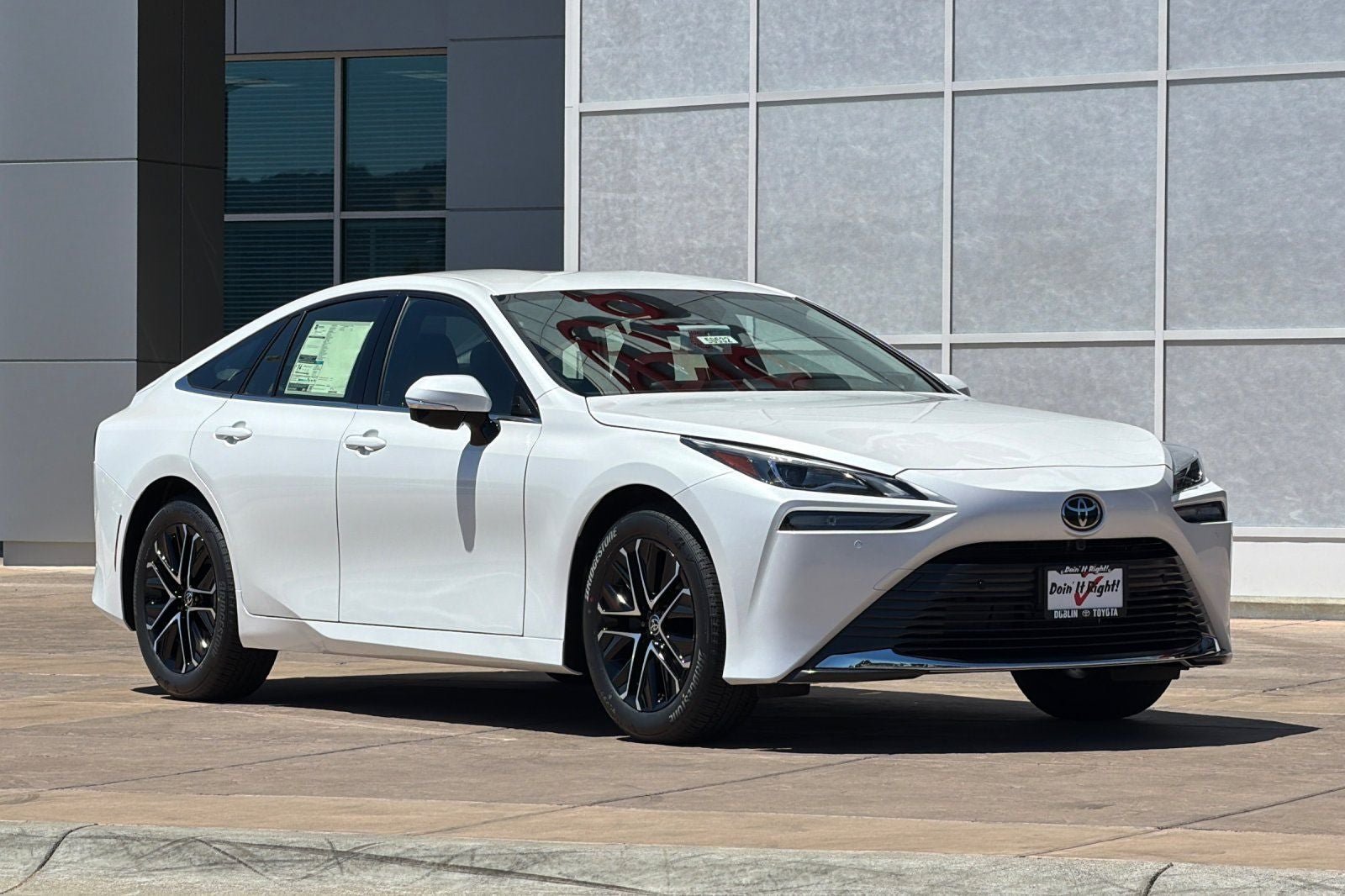New 2026 Toyota Mirai RWD image 2