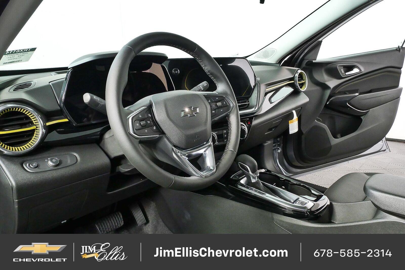 New 2026 Chevrolet Trax ACTIV w/ Sunroof Package FWD image 4