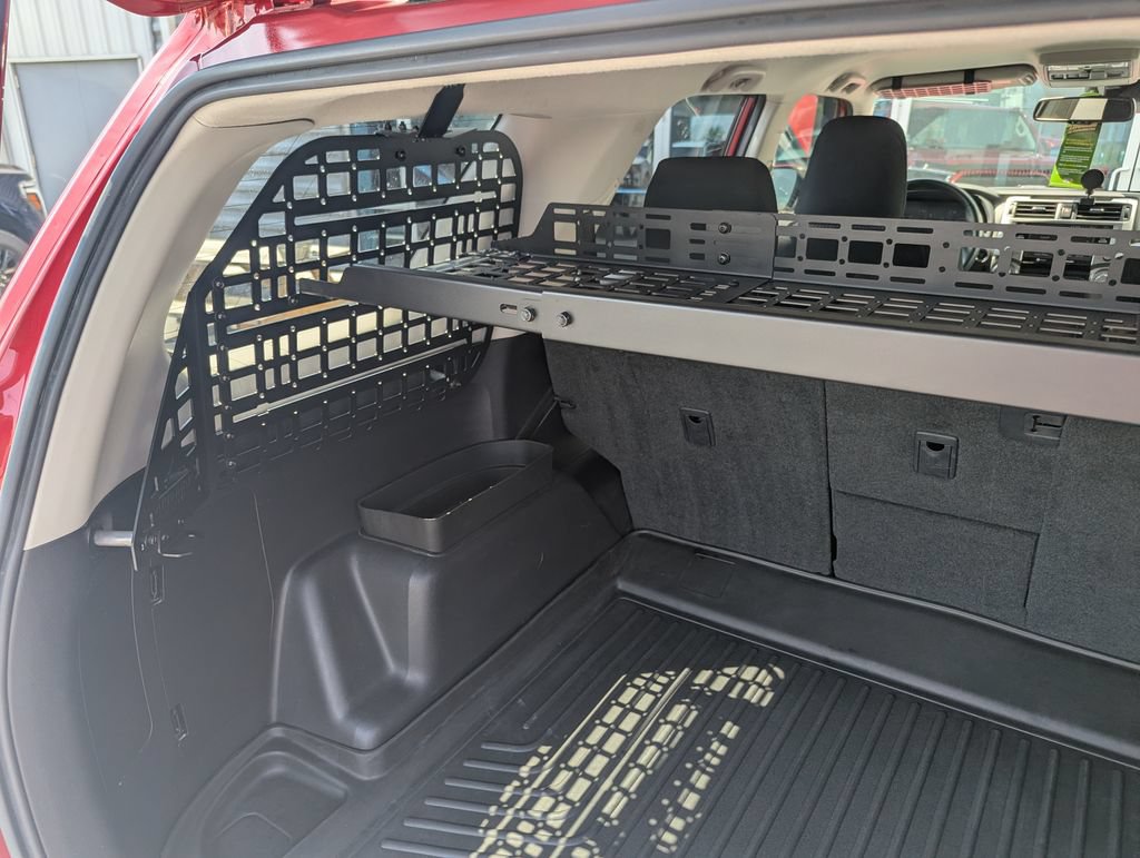 Used 2023 Toyota 4Runner SR5 AWD/4WD image 33
