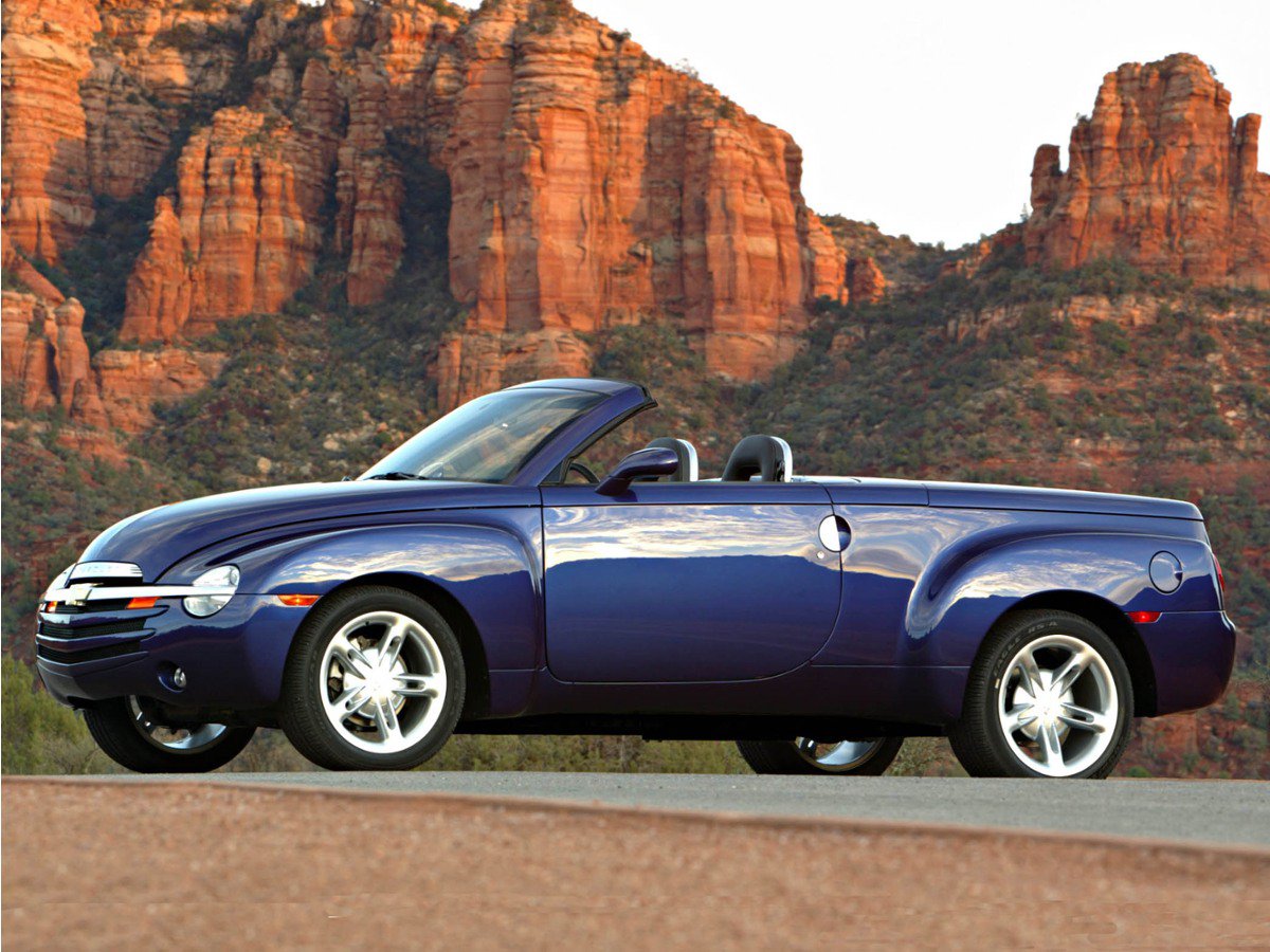Used 2006 Chevrolet SSR w/ Preferred Equipment Group