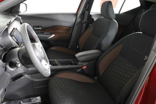 Certified 2024 Nissan Kicks SR FWD image 20