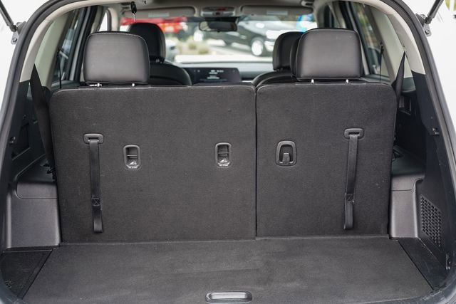 Certified 2024 Kia Telluride S w/ S Sunroof Package image 28