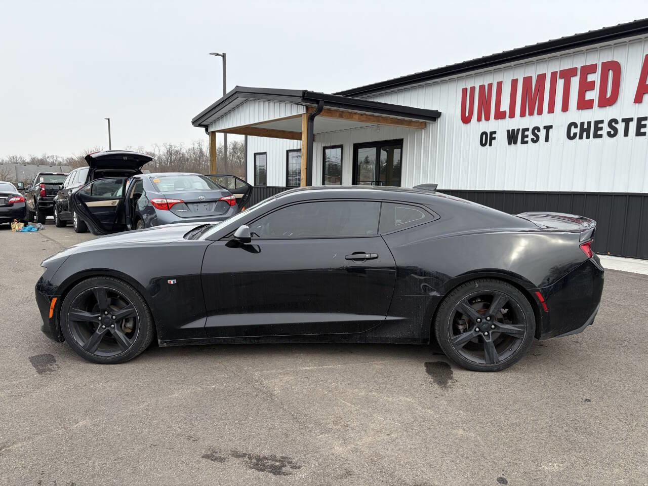 Used 2018 Chevrolet Camaro LT image 12