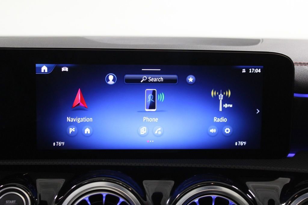 Used 2025 Mercedes-Benz CLA 35 AMG 4MATIC image 22