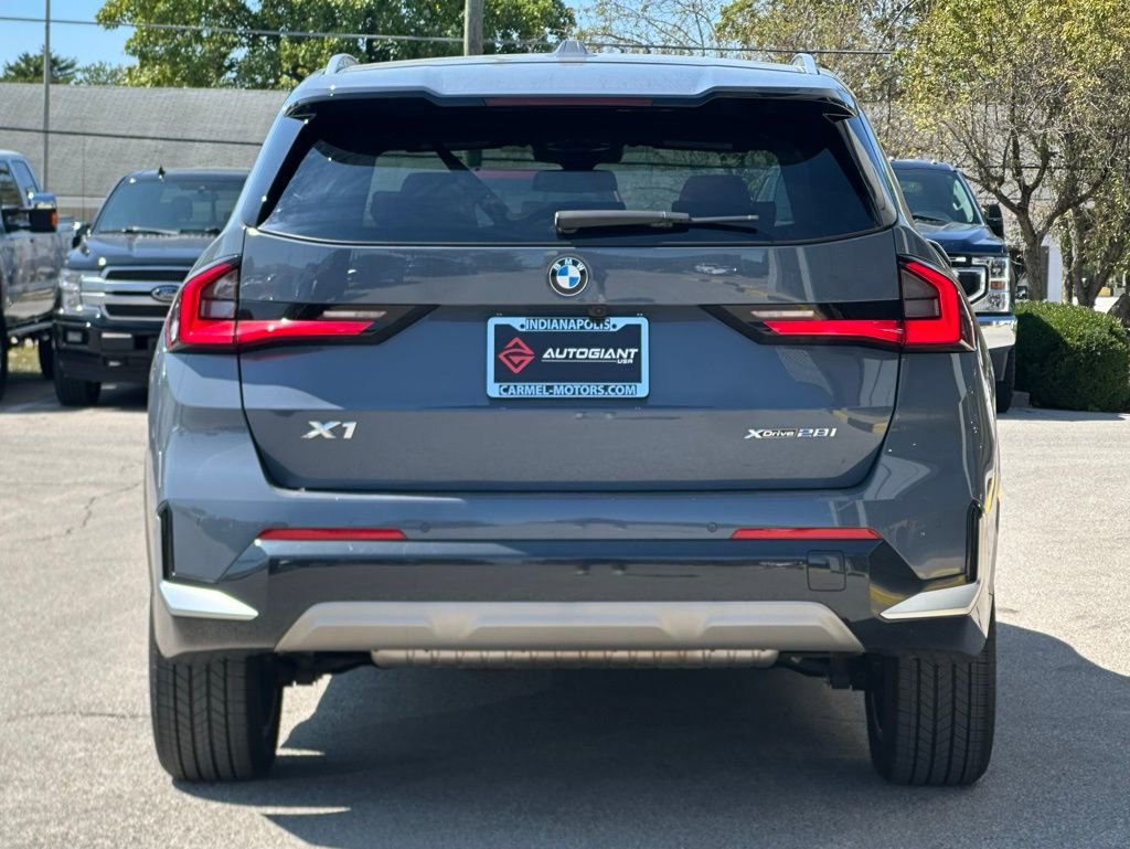 Used 2023 BMW X1 xDrive28i w/ Premium Package image 9