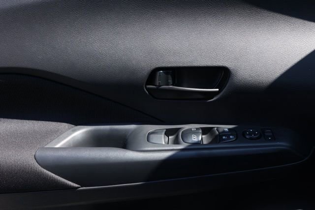 New 2025 Nissan Kicks Play S image 24