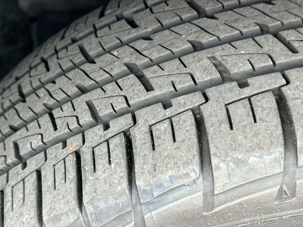 Used 2022 Toyota RAV4 Limited image 40