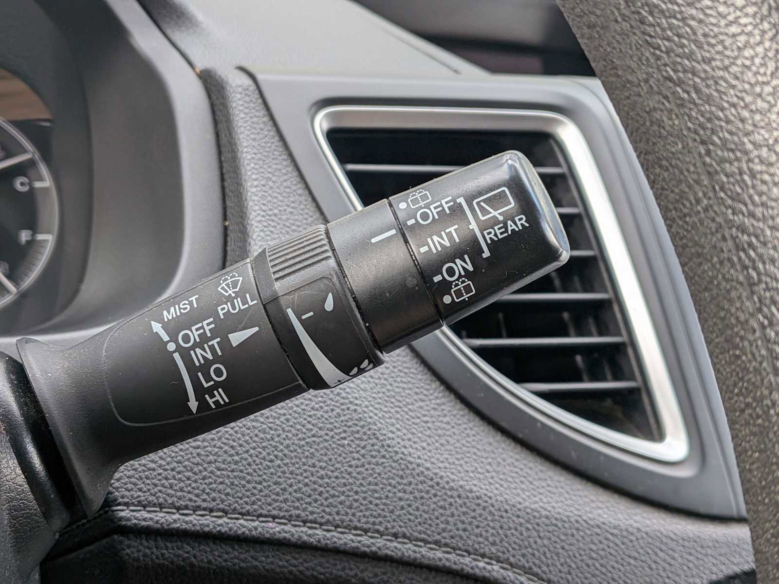 Used 2015 Honda CR-V EX image 26