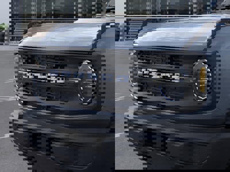 New 2025 Ford Bronco 4-Door image 19