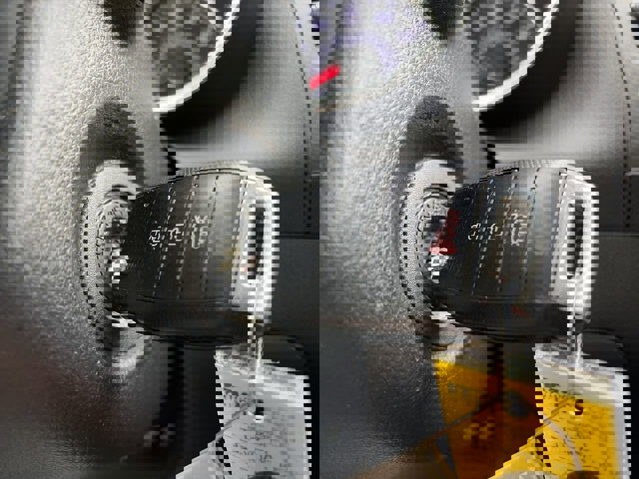 Used 2016 Kia Forte EX image 32