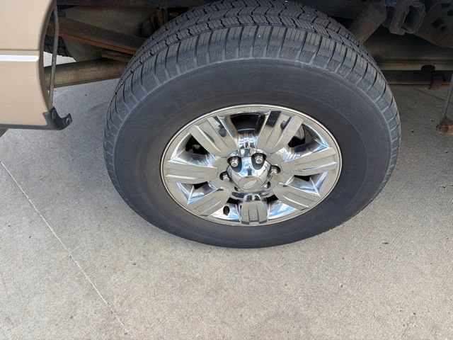 Used 2011 Ford F150 XLT w/ XLT Chrome Pkg AWD/4WD image 10