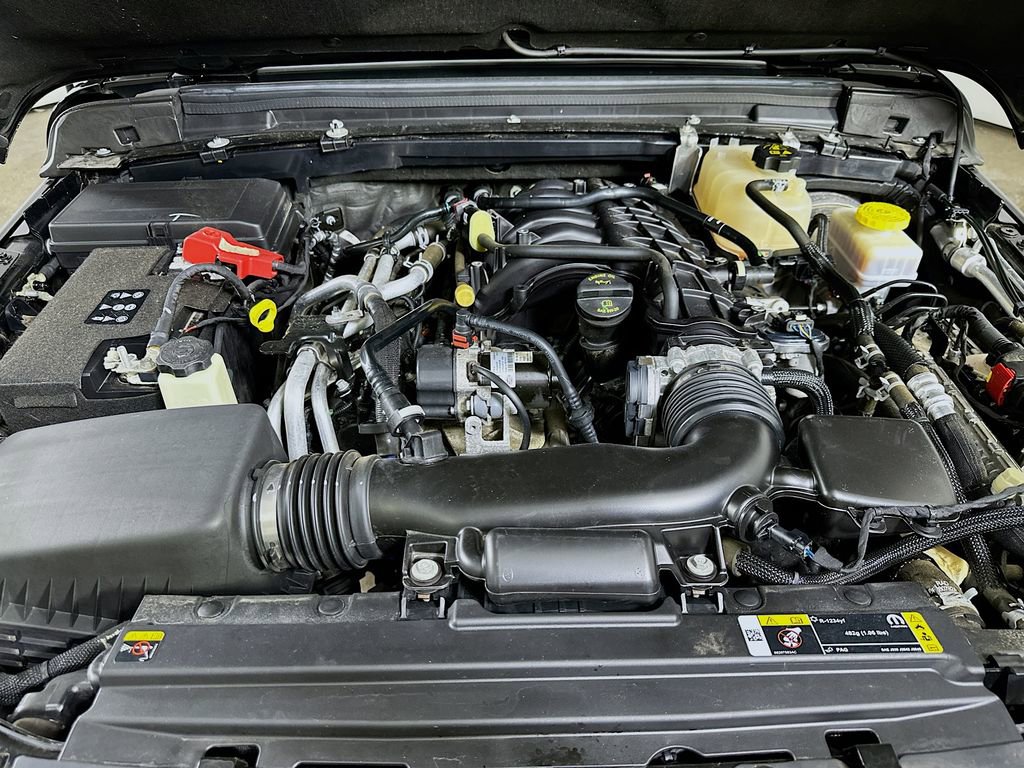 Used 2022 Jeep Wrangler Unlimited Sahara image 9